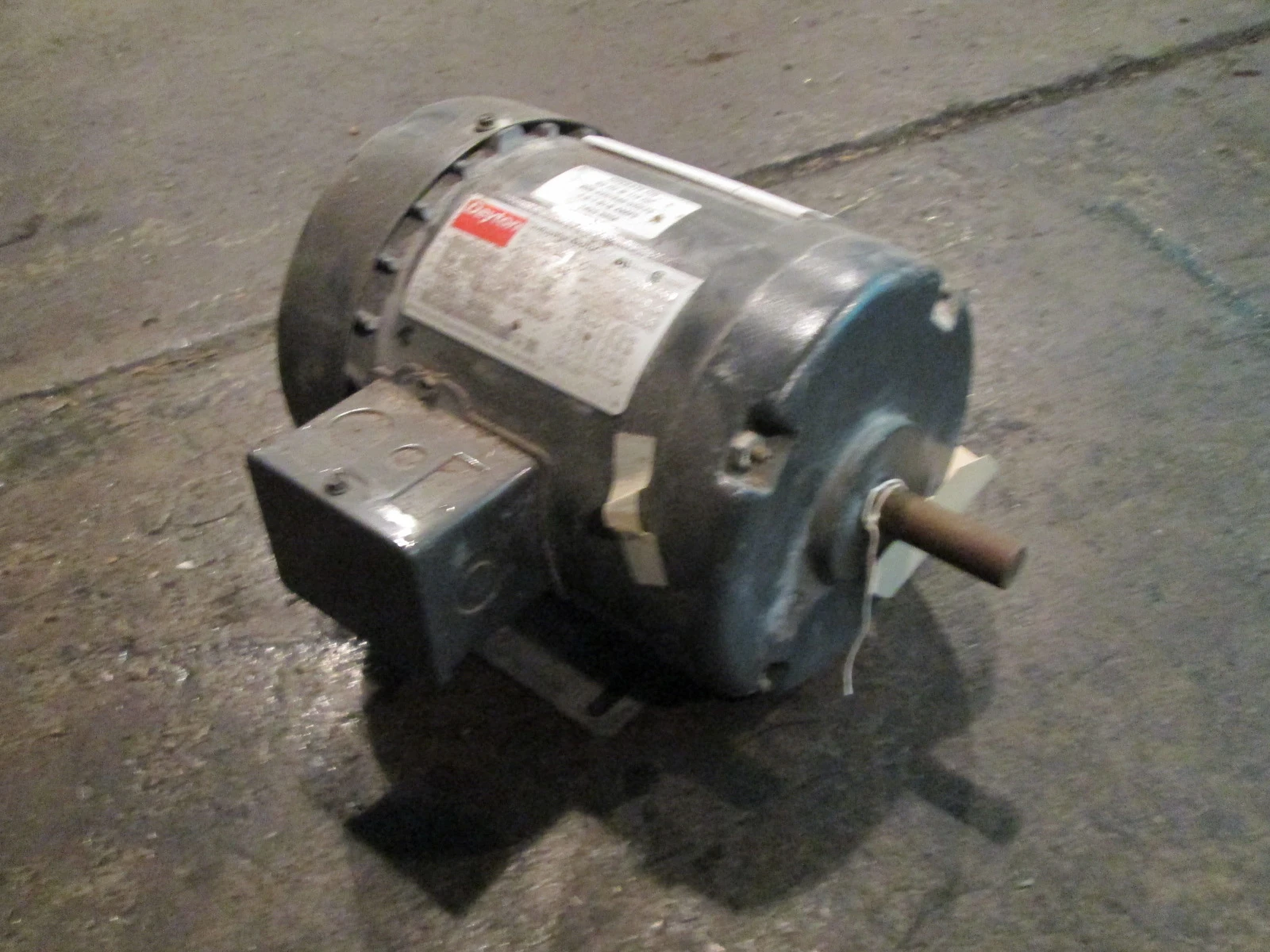 1/4 HP Dayton Electric Motor, 1725 rpm, TEFC