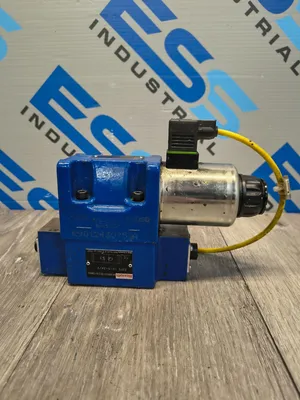 Used REXROTH 4WE 10 Y50/EG24N9K4/M Valves/Fittings South Carolina US | ESS Industrial Equipment Sales #1311287