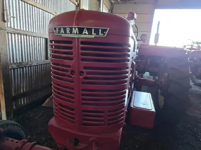 USED 1949 INTERNATIONAL MD