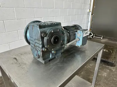 Sew-Eurodrive 5 HP Motor w/ Gear Reducer