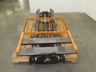 Clark S40 PowrWorker Forklift Mast 2-Stage 130" Lift 47"x 38" Carriage Class 2