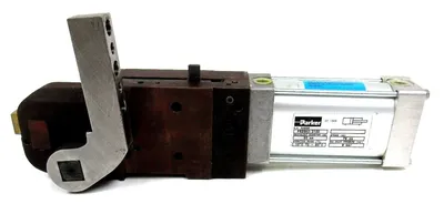 NEW DESTACO 82G50-611C903-217180A PNEUMATIC CLAMP 82G50611C903217180A