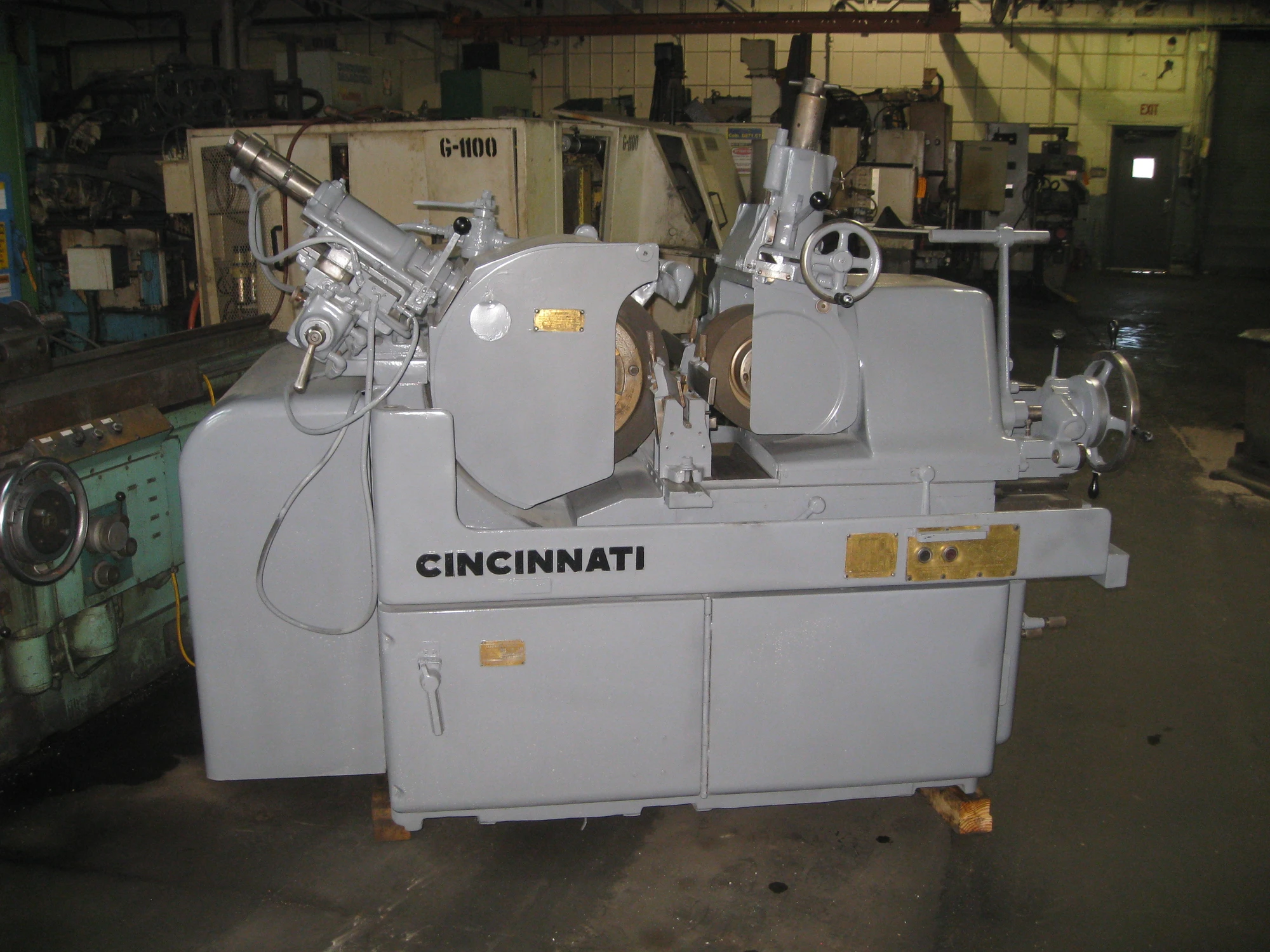 #2 OM CINCINNATI CENTERLESS GRINDER
