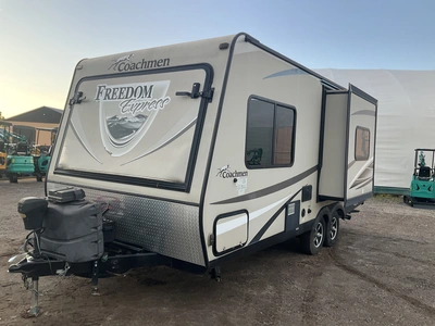 Used 2017 COACHMAN FREEDOM EXPRESS 22TSX- 1SL Campers, Caravans, Motorhomes Michigan US | Miedema Asset Management Group #1370131