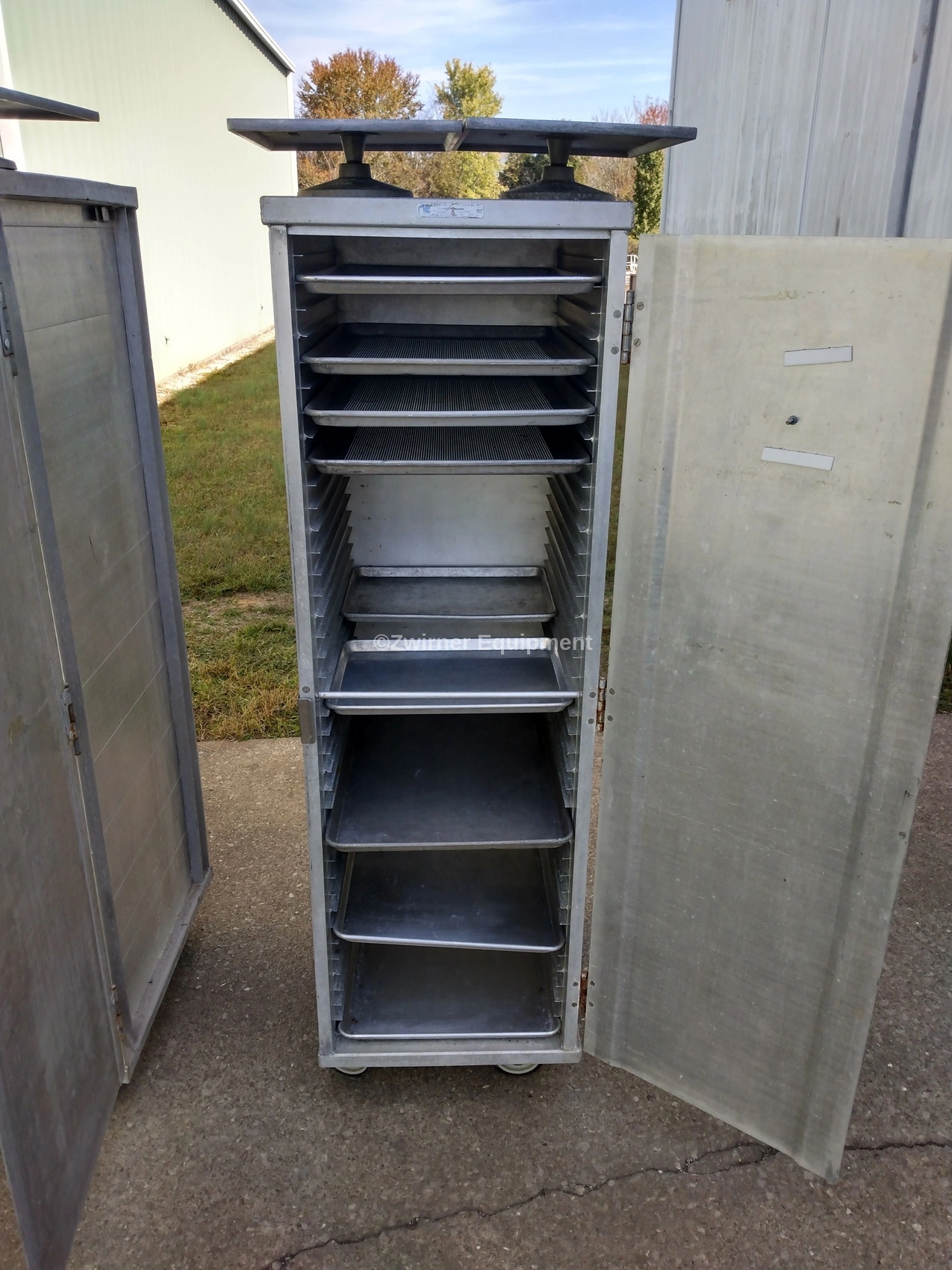 Used _UNKNOWN_ _UNKNOWN_ Oven Cabinets Tennessee US | Zwirner Equipment #1173403