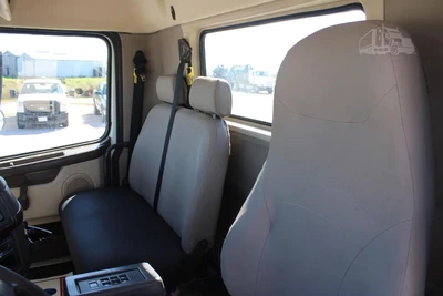 Used 2014 VOLVO VHD64B200 Cab Chassis trucks Texas US | Roll Off Truck World #1491961