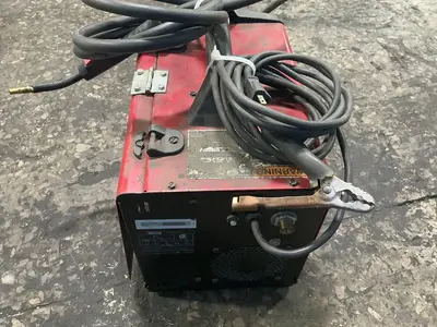 Used LINCOLN ELECTRIC WELDPAK 140 HD Welding Machinery (Other) Ohio US | HGR 24 #1460633