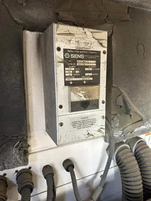 USED 2000 CATERPILLAR XQ105