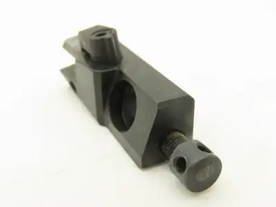 Valenite ESU-8910 12T00 Tool Holder with Carbide Insert  Lot of 5