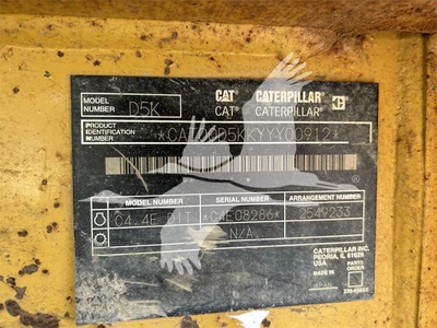 USED 2010 CATERPILLAR D5K LGP
