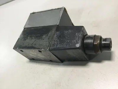 USED PARKER D31VW4H4Y 11