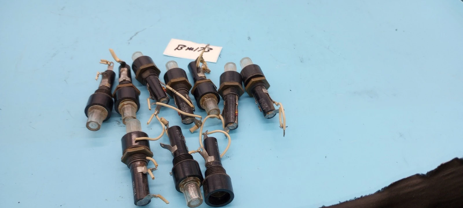 Used Bussmann LOT OF 10  BUSS HKL-15A 90-250V  PANEL MOUNT FUSE FUSEHOLDER Misc Industrial Equipment Arizona US | ASSET CONVERSION SPECIALISTS, INC. #1285241
