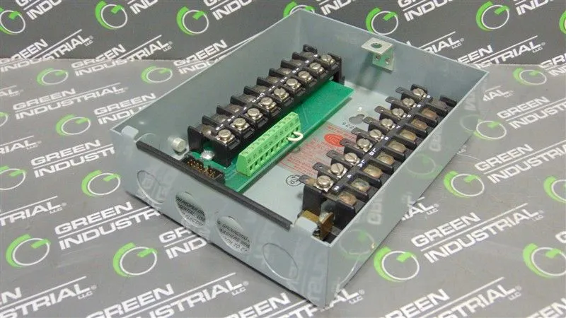 Fireye 60-2206-1 Wiring Base for use with 25SU5-5011 Control Unit Used