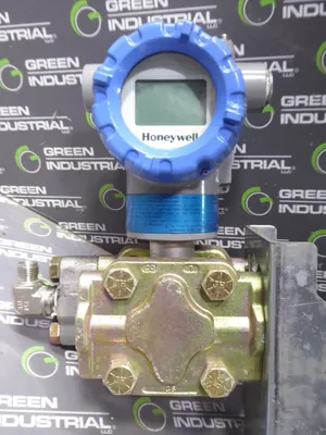 Honeywell STG840-A1GC4A-1-A-ADE-11S-A-1-0A0-00-0000 Pressure Transmitter Used