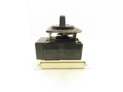 Mitsubishi Electric NV50-CP Circuit Breaker Rotary Disconnect Switch 3 Pole 50A