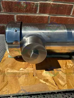 NEW STAINLESS MOTORS PC2C010N04B1TG 1 HP WASHDOWN DUTY MOTOR W/ 3.67:1 GEAR REDUCER