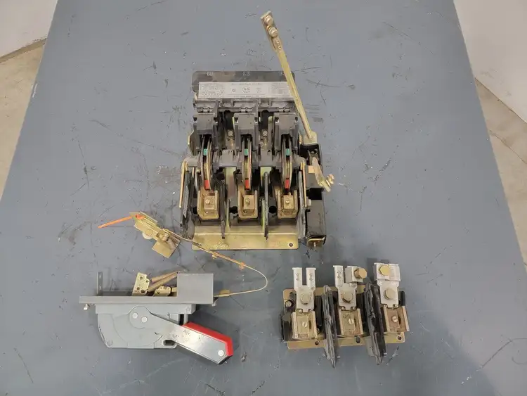 Used A&B 1494V-D400 Switchgears British Columbia CA | Lenmark #243274