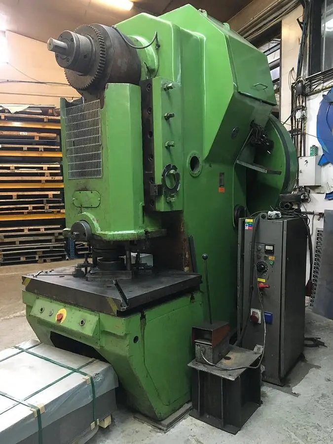 Used 1969 SMERAL LE 250 Gap Frame (OBS) Presses CZ | Amaron s.r.o. #1066632