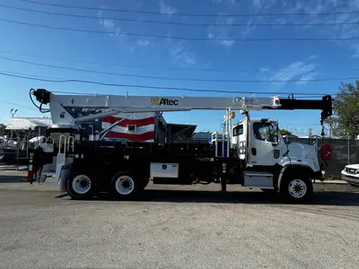 Used 2015 FREIGHTLINER 108SD Service & Utility Trucks Florida US | Truck and Van Outlet #1509214