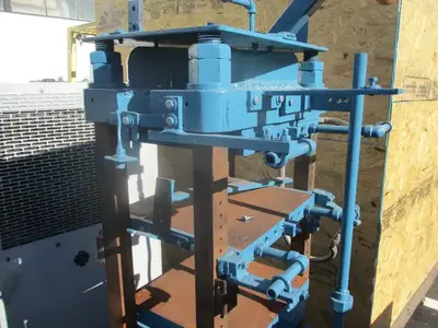 Hydraulic Rubber Press, 16"