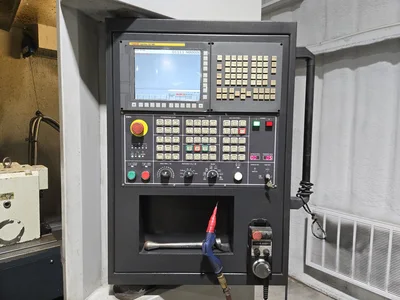 2018 Leadwell V-50i VMC w/ 30-Slot ATC, Conveyor, Kurt Vise, Fanuc Oi-MF Controller