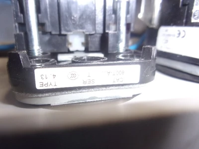 USED Allen-Bradley 800T-A &  800T-QBH2AD1