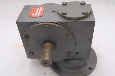 HUB CITY 0221-03486-500 MODEL 264 STYLE B GEAR REDUCER STOCK #M-55