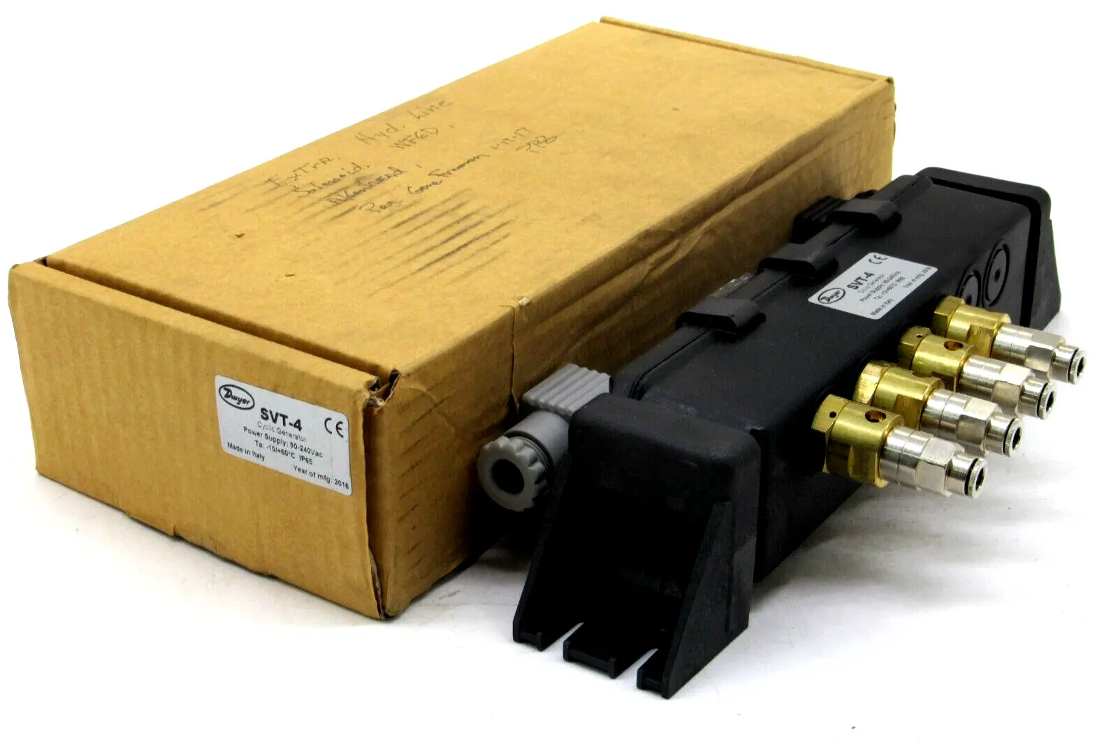 NEW DWYER SVT-4 SOLENOID VALVE ENCLOSURE WITH TIMER SVT4