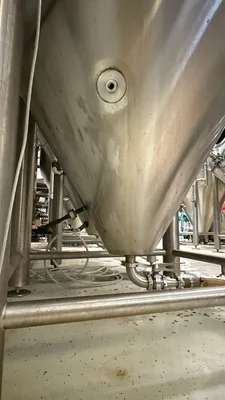 ABE 30 BBL (930 Gallon) Unitank Fermenter – Glycol Jacketed & Insulated