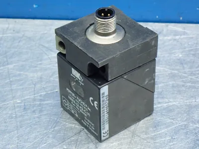 Used PEPPERL+FUCH NBB15L2A2CV1 Proximity Sensors Ohio US | HGR 24 #864393