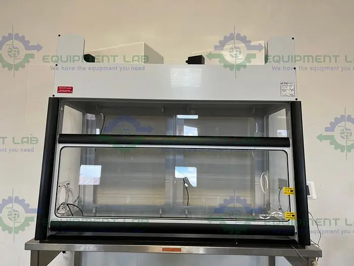 Used FLOW SCIENCES FSCQ03357 6 FT PPE SLIDING SASH VENTED BALANCE SAFETY ENCLOSURE Fume Hoods | Equipment Lab #486119