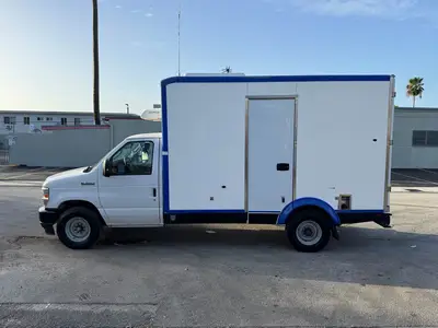 Used 2023 FORD E-350 Reefer Trucks Florida US | Truck and Van Outlet #1509225