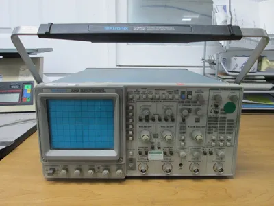 TEKTRONIX 2252 Inspection & Test Equipment | Global Machine Brokers, LLC (2)