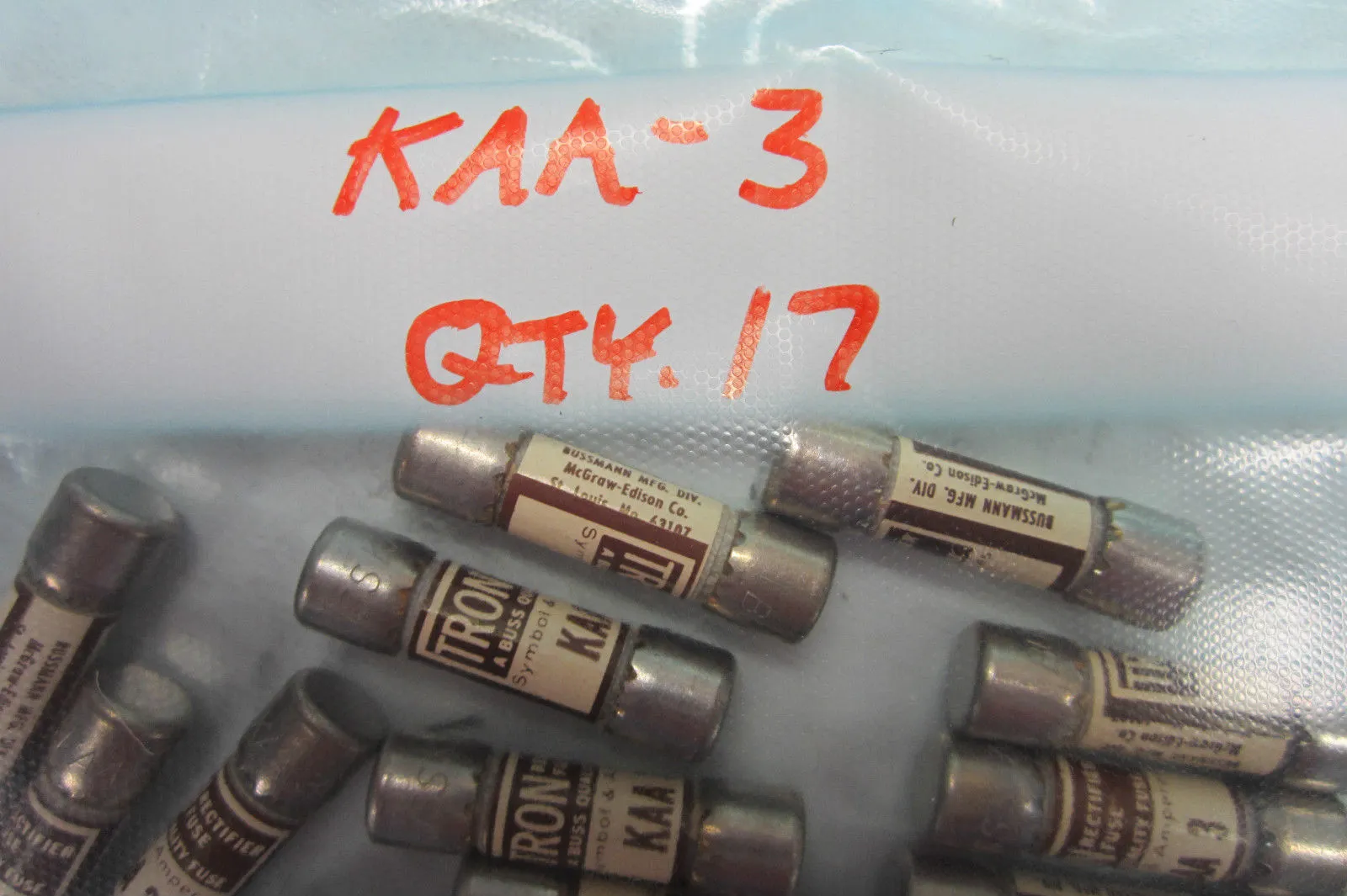17 NEW FUSETRON KAA-3 FUSES KAA3