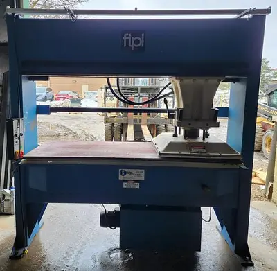 USED 2005 FIPI AF510H