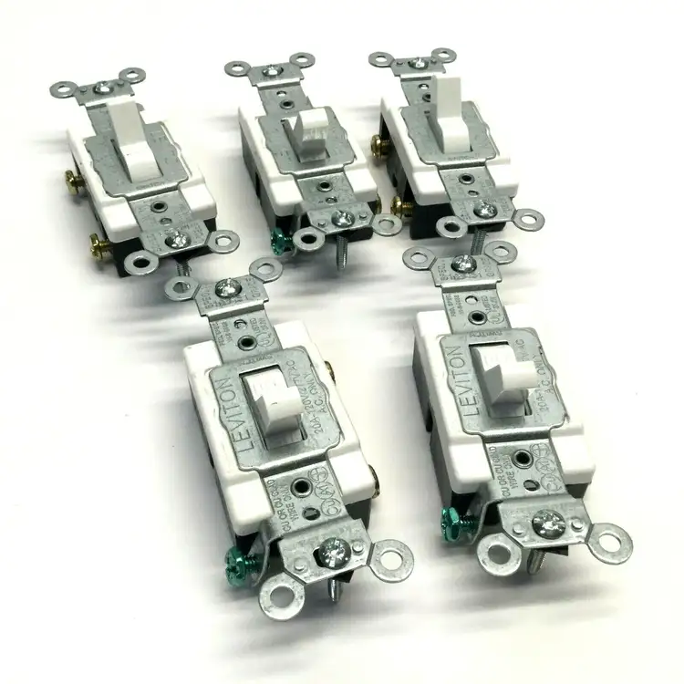 Used LEVITON SINGLE POLE TOGGLE SWITCHES Misc Industrial Equipment | Maverick Industrial Sales #1102836