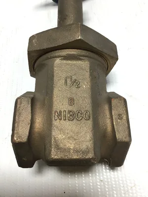 NIBCO T-134 Bronze Gate Valve 1-1/2″ NPT 150SWP 300WOG