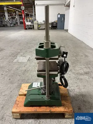 Used Carver 12 Ton Carver Platen Press, Model 4120 Hydraulic Presses Ohio US | Federal Equipment Company #1516565