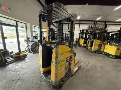 Used 2015 YALE NR040DB Reach Trucks | Zoom Lifts & Equipment #1182289