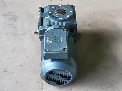 Used SEW-EURODRIVE SAF67DT100LS4 Motors (misc) British Columbia CA | Lenmark #246406