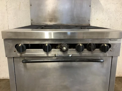 152-0343 Southbend 1364D Gas 4 Burner Range & Oven
