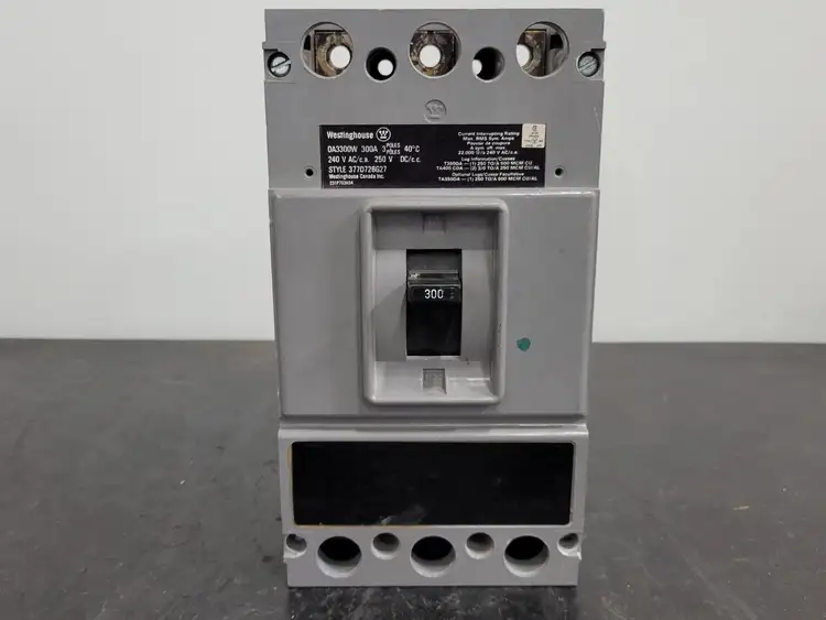 Used WESTINGHOUSE DA3300W Switchgears British Columbia CA | Lenmark #242933