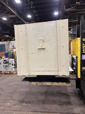 USED SOUTHWORTH LIFT TABLE