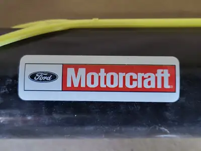 NEW FORD AU2Z-18V125-AT