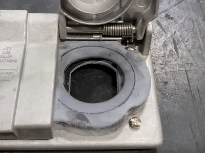 NEW CROUSE-HINDS WLRD 5 20