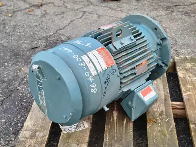 30 hp, 460 volts, 1765 rpm, 285LPH Severe Duty Motor