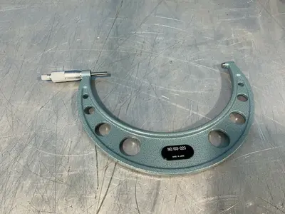 Used MITUTOYO 103223 Micrometers Ohio US | HGR 24 #1251187