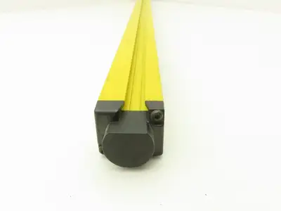 Sick C 2000 Safety Light Curtain Sensor Transmitter 750mm Has Crack In Lens