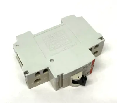 Used ABB Miniature Circuit Breaker 1-Pole DIN Rail w/ Auxiliary Contact Circuit Breakers Michigan US | Maverick Industrial Sales #1389389