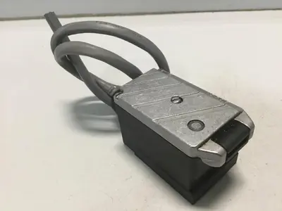 USED BOSCH 0 811 405 143